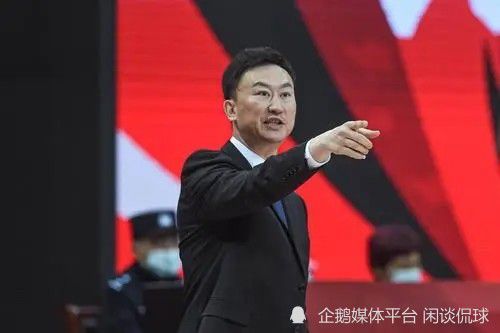 李佩奇